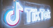 TikTok signe un accord pour éviter son interdiction aux États-Unis 