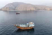 Un navire frappé par «un projectile» au large d'Oman 