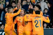 Le Real Madrid, réduit à dix, gagne à Valence (2-1) et prend la tête de la Liga