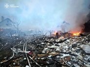 Ukraine: une attaque de missiles et de drones russes fait au moins six morts à Kiev
