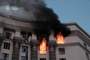 Ukraine: le siège du gouvernement endommagé après une attaque aérienne russe record