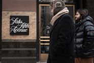 Le grand magasin Saks, temple du luxe à New York, se place en faillite