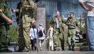 La Russie et l’Ukraine s’accusent de violer la trêve décrétée par Moscou