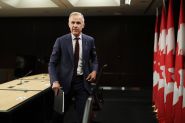 Négociations de la dernière chance entre Trump et Carney avant de nouveaux droits de douane
