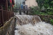 Chine: le typhon Dolphin provoque de fortes pluies et s'affaiblit