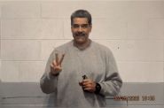 «On tient bon», déclare Maduro et publie des photos depuis sa prison
