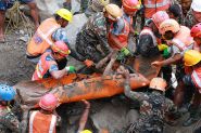 Crue au Népal: le bilan passe à 1.287 morts, 5.083 disparus