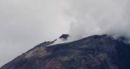 Indonésie: le volcan Lewotobi Laki-Laki projette des cendres à 1 km d’altitude