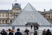 Louvre: pas de grève ce lundi, mais une nouvelle AG des personnels annoncée lundi prochain