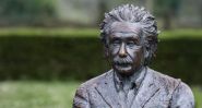 Einstein, soixante-dix ans après: l’homme qui a redéfini l’univers et la conscience humaine