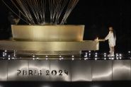 Paris: La vasque olympique s’illumine à nouveau pour la Fête de la musique