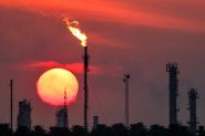 Le pétrole suspendu à une implication américaine directe dans le conflit entre Israël et l'Iran