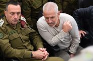 Israël: le limogeage du chef du Shin Bet aussitôt contesté devant la Cour suprême