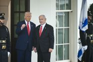Syrie: Trump confiant de pouvoir régler le \