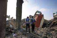 Gaza: neuf camions d'aide autorisés lundi, «une goutte d'eau dans l'océan»
