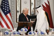 L'émir du Qatar appelle à contenir une «dangereuse escalade», lors d'un appel avec Trump