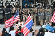 Couvre-feu à Los Angeles : premières arrestations, Trump muscle la réponse