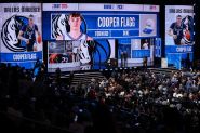 Draft NBA: Dallas choisit Cooper Flagg comme N.1, le Français Essengue à Chicago