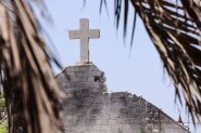 Frappe meurtrière contre une église à Gaza: Netanyahu dit regretter «profondément»