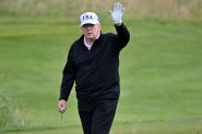 En Écosse, Trump et von der Leyen cherchent l'accord douanier de la dernière heure