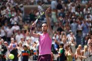 Alcaraz Romps into US Open Fourth Round, Rybakina Advances