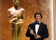 Tom Cruise célèbre une carrière couronnée d’un Oscar honorifique