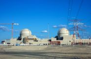 Émirats: incendie après une frappe de drone près de la centrale nucléaire de Barakah