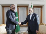 Guerre au Moyen-Orient: un ministre pakistanais en Iran pour relancer les pourparlers