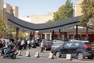 Files d'attente à Téhéran devant des stations-service après l'annonce de sanctions américaines