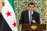 Syrie: le chef des forces kurdes annonce leur dissolution