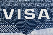 Washington ordonne une pause mondiale dans les rendez-vous pour les visas d'immigrants