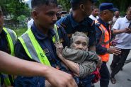 Inondations au Népal: 384 touristes, dont une majorité d'étrangers, portés disparus