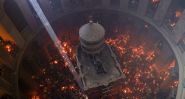 À Jérusalem, les chrétiens orthodoxes célèbrent le miracle du Feu sacré malgré les restrictions