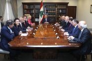 Aoun presse pour le retrait israélien devant une délégation du Parlement français