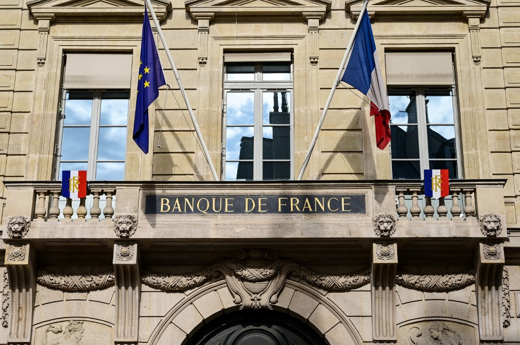 Contre 5e vague et Omicron, la Banque de France reste optimiste