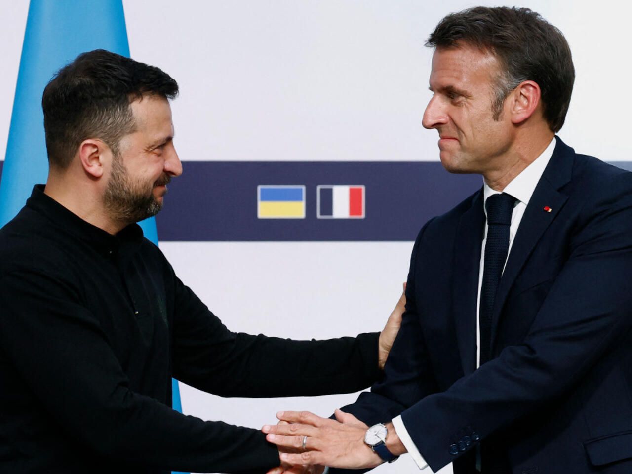 Macron annonce un sommet le 27 mars à Paris avec Zelensky et des alliés de Kiev