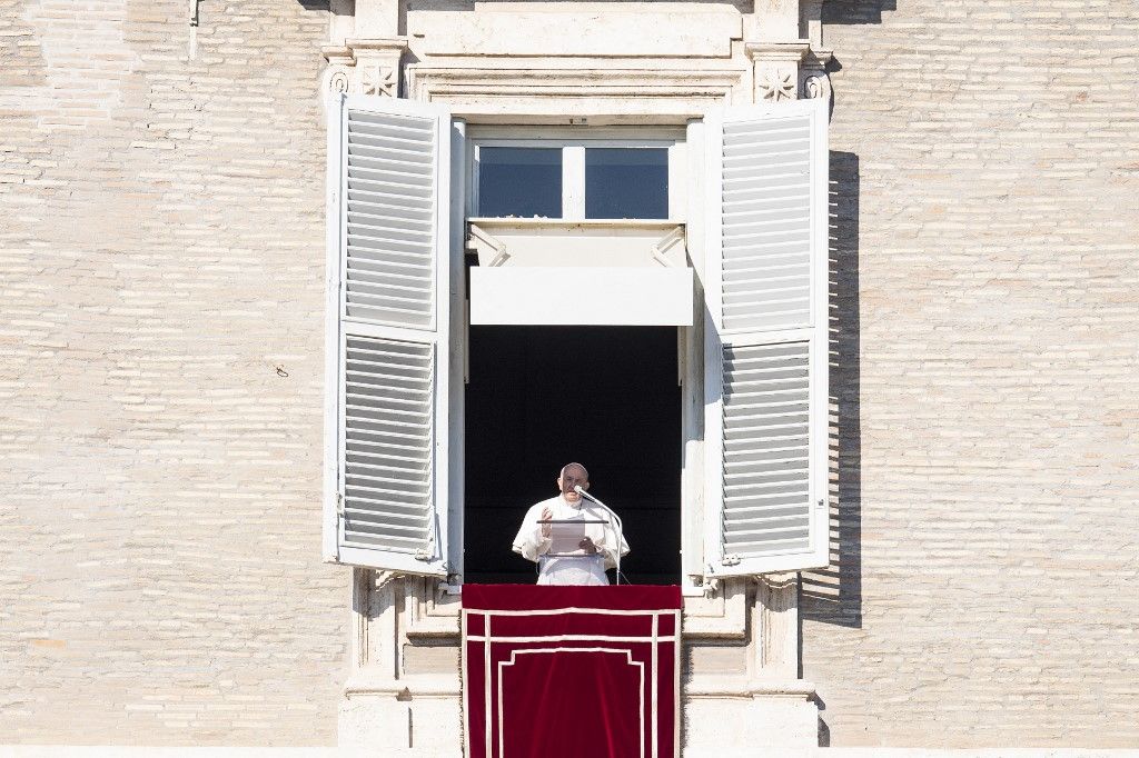 Le pape fustige les violences contre les femmes, un \