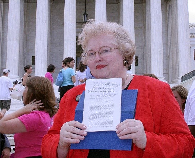 Décès de Sarah Weddington, avocate américaine du droit à l'avortement