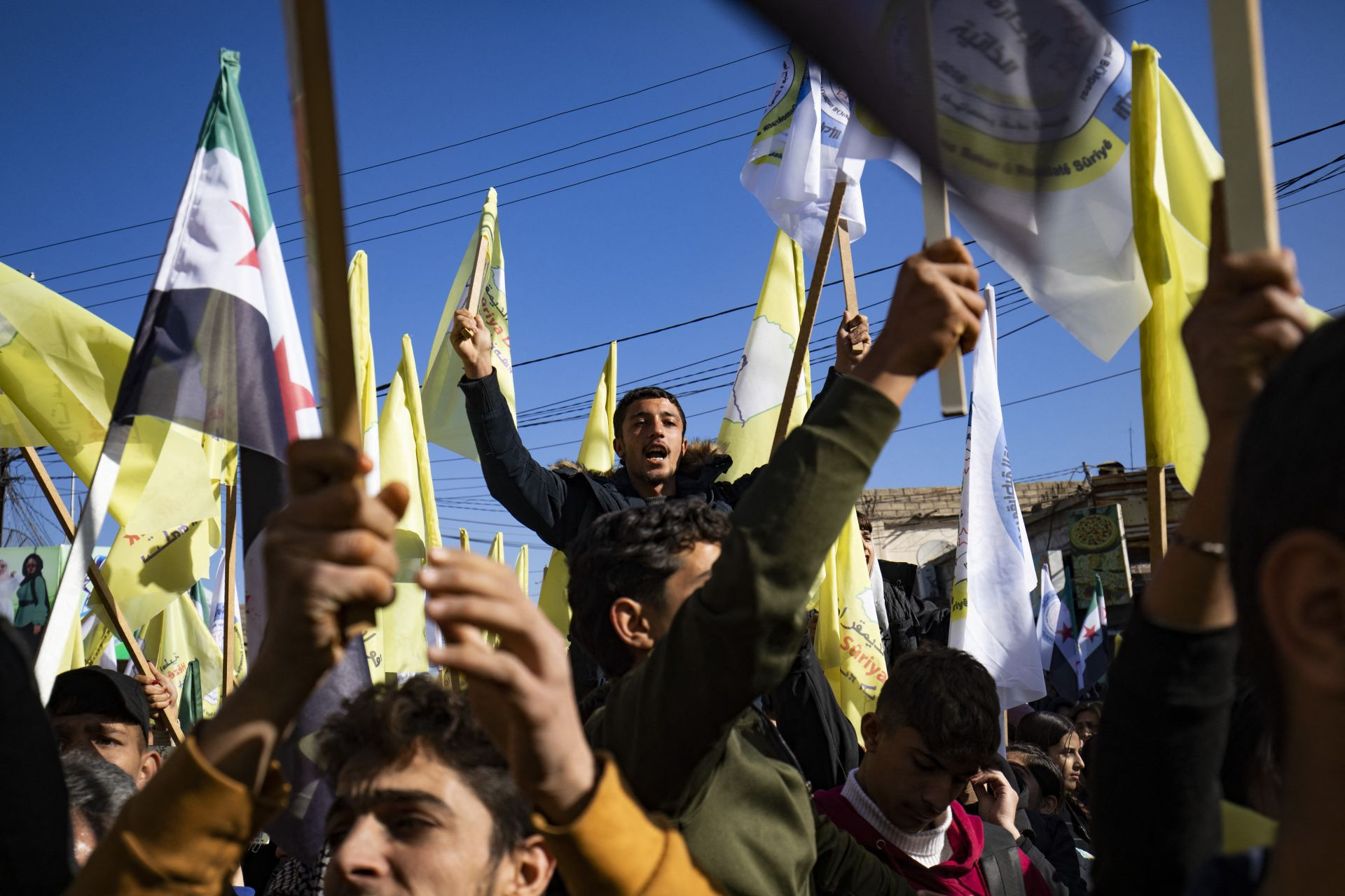 Syrie: pour les Kurdes, la désignation du futur Parlement n’est pas démocratique