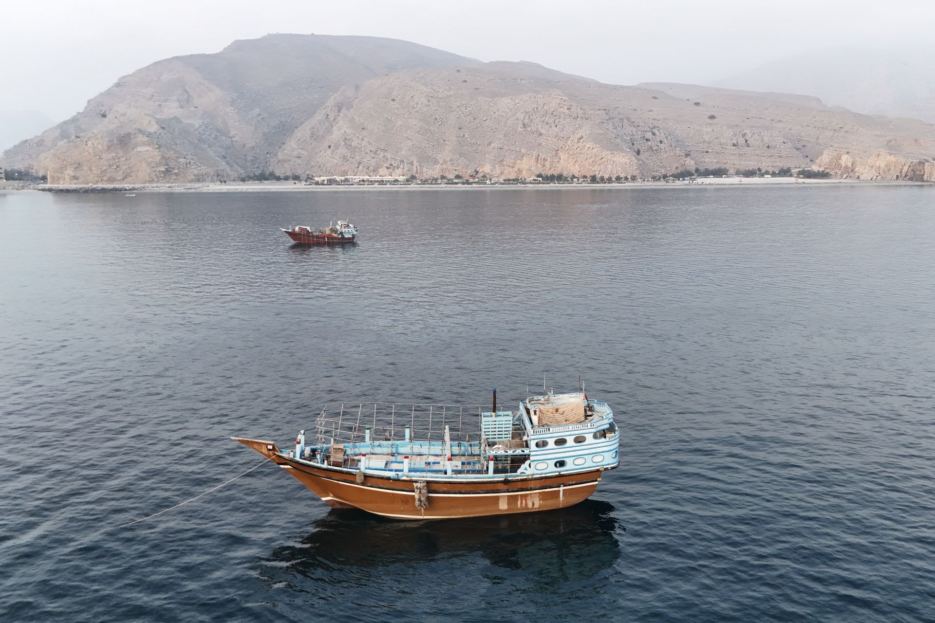 Un navire frappé par «un projectile» au large d'Oman 