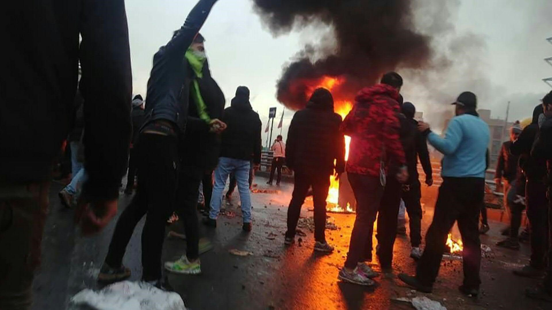 Iran: les manifestations se poursuivent malgré la répression