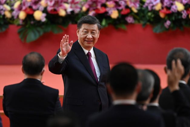 Xi Jinping fait la fête à Hong Kong