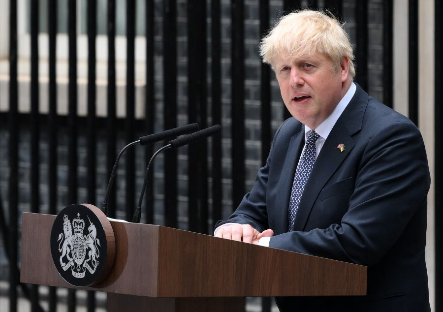 Les prétendants à la succession de Boris Johnson défilent