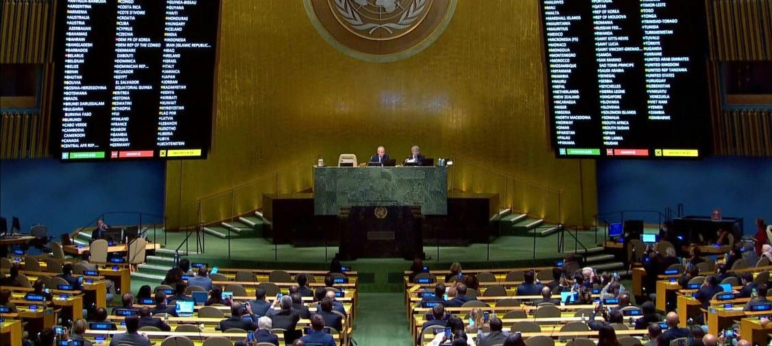 Ukraine: l'ONU condamne largement les annexions russes