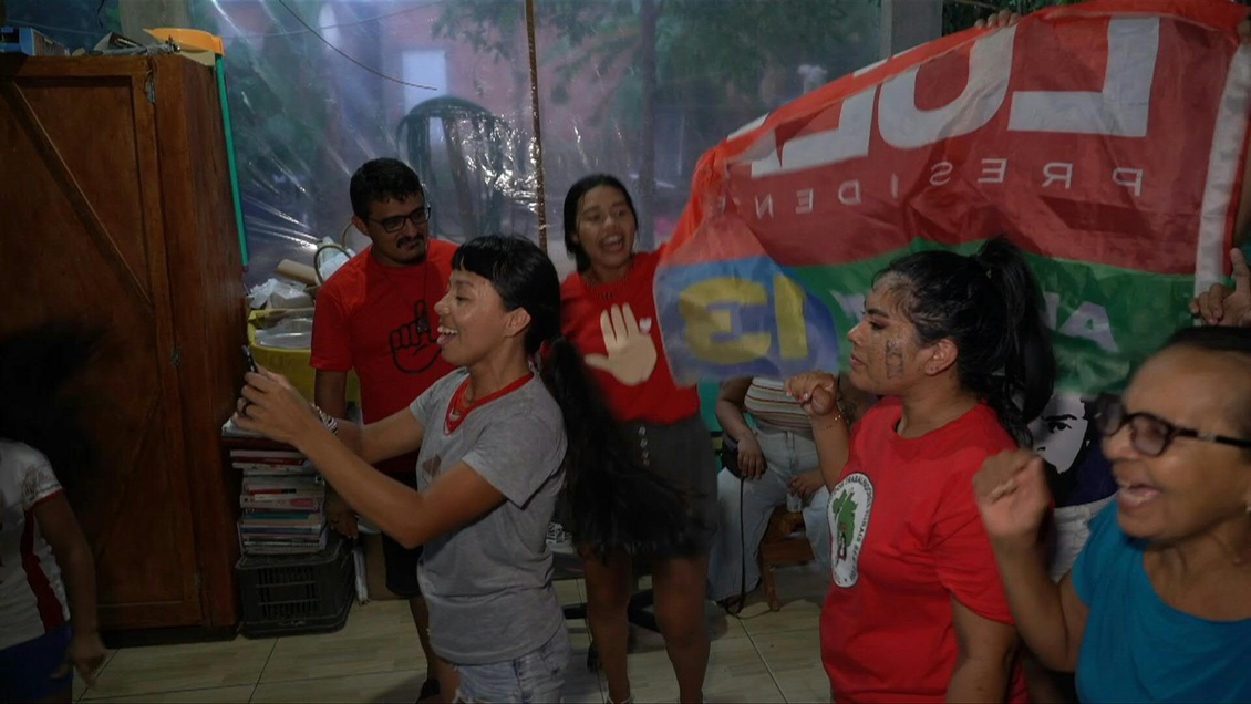 En Amazonie, les autochtones célèbrent la victoire de Lula