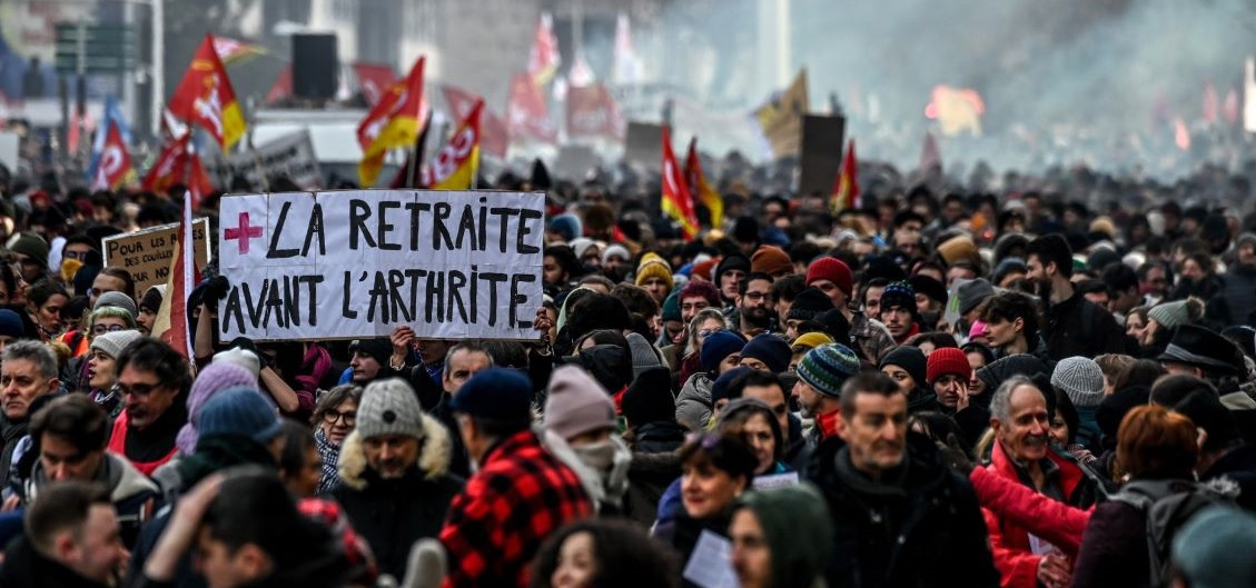 Les Français battent le pavé contre la réforme des retraites