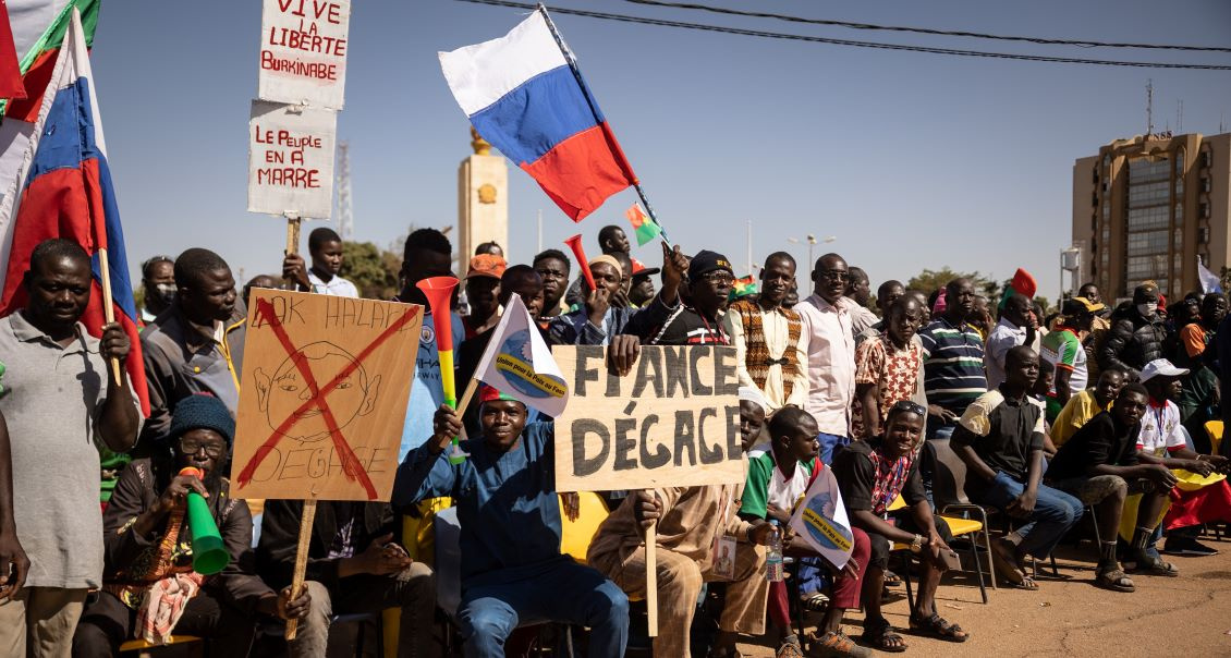 Le Burkina Faso chasse les soldats français