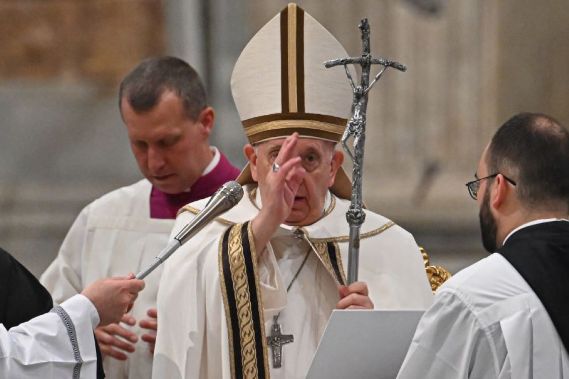 Le pape François : \