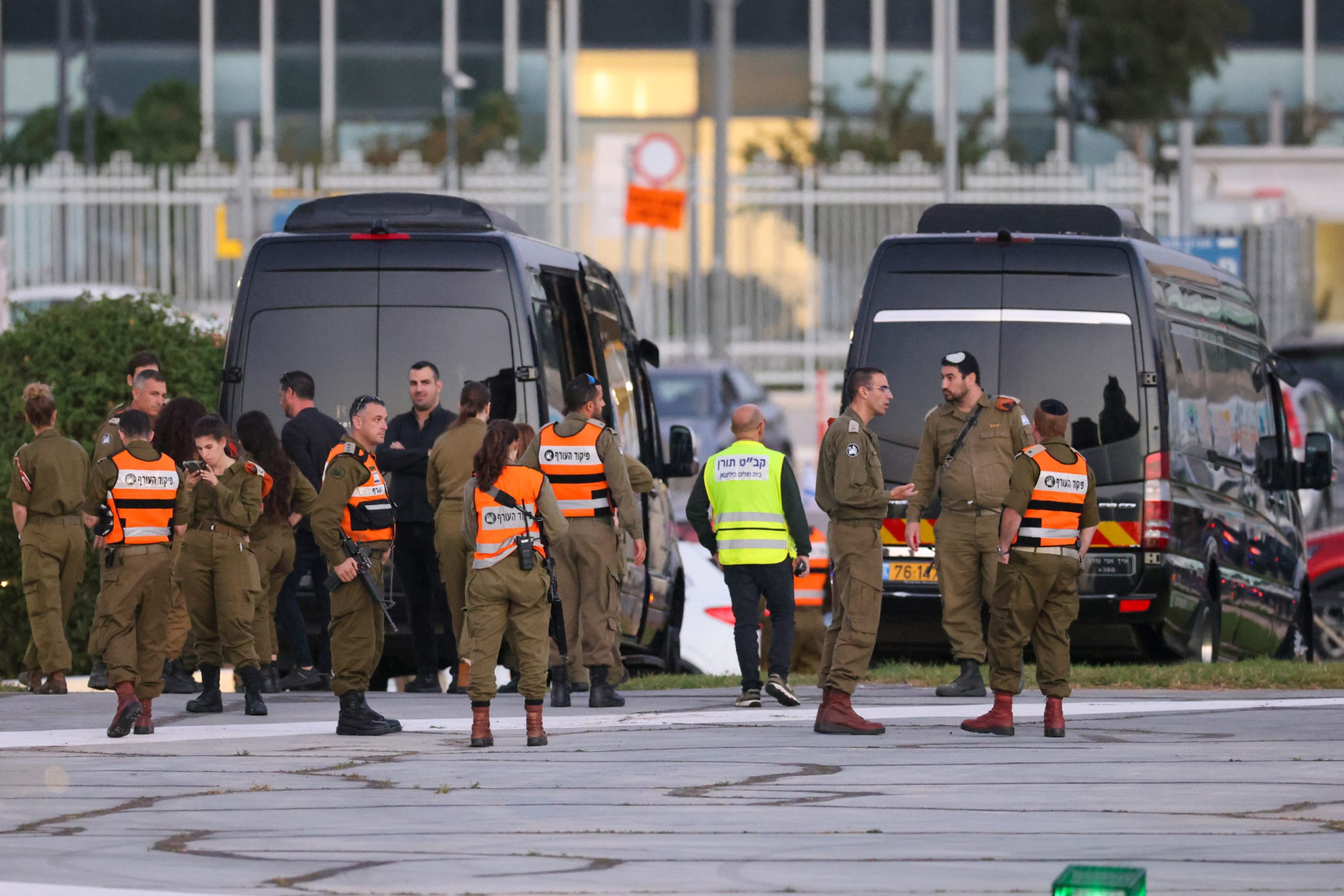 Gaza: Echange otages-prisonniers au premier jour de la trêve