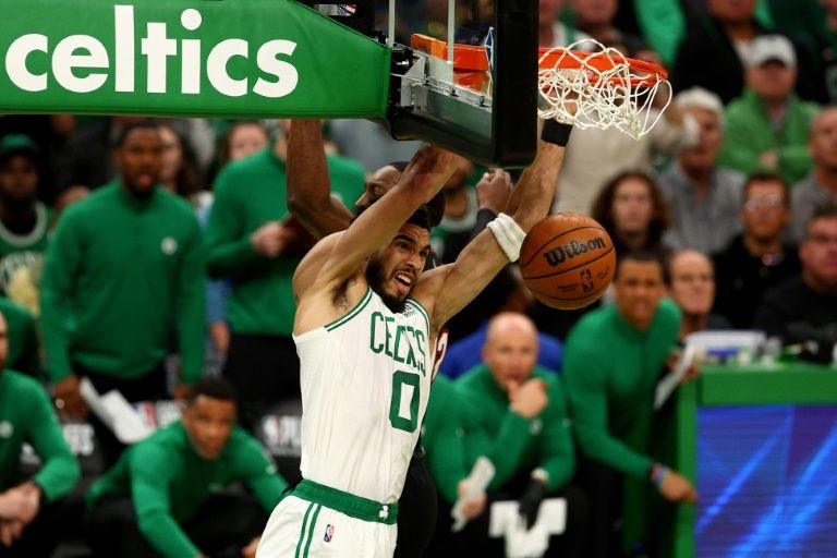 Tatum permet à Boston de recoller à 2-2 contre Miami